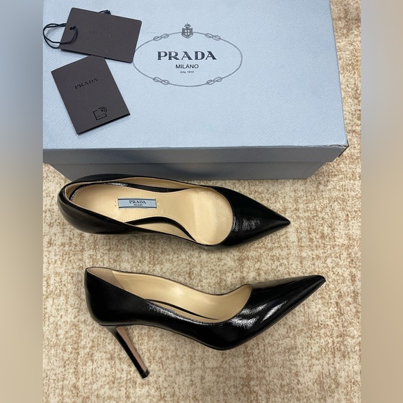 ✨PRADA Heels✨ - Picture 8 of 10
